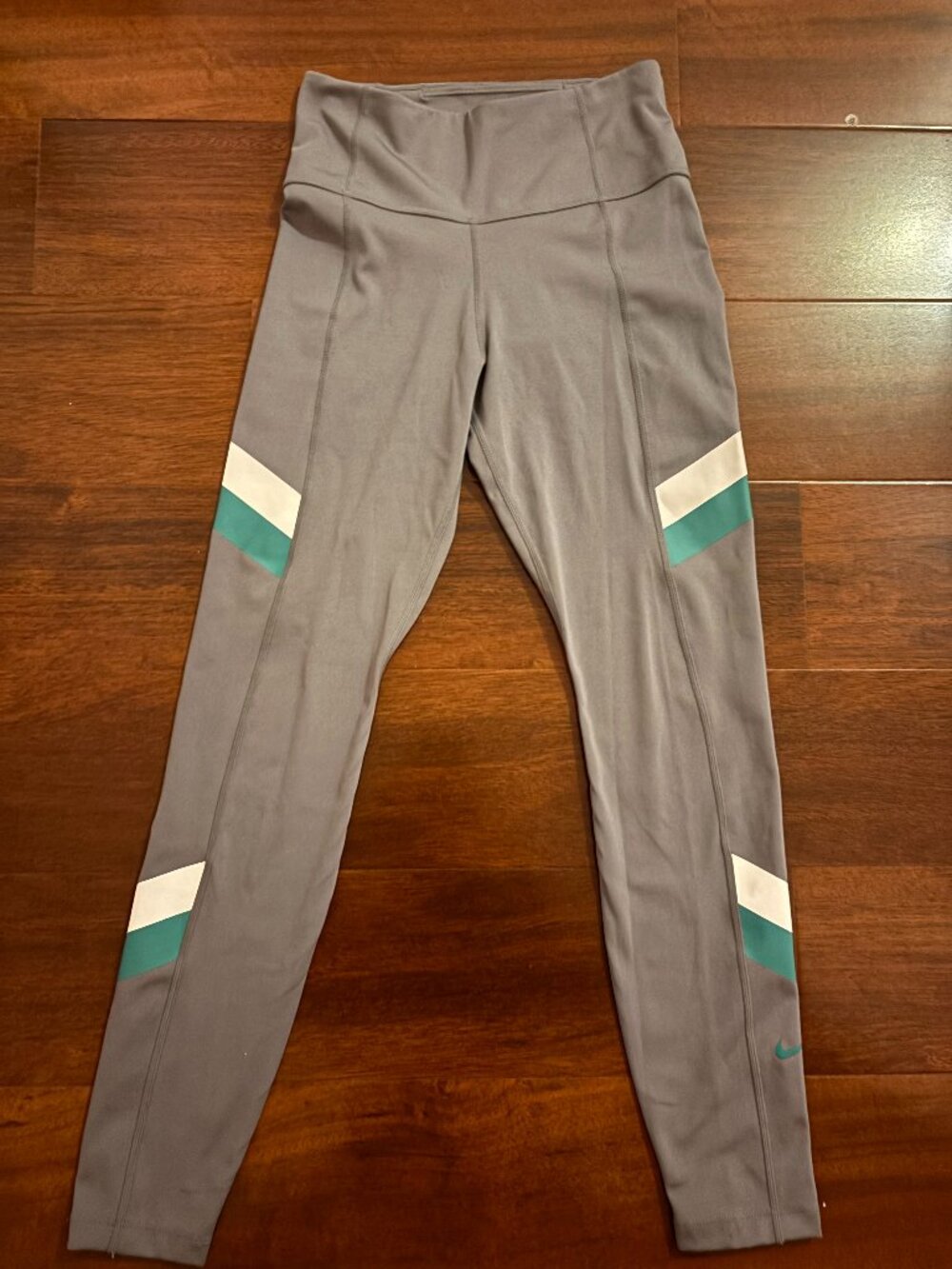 Nike Gray Full-Length Leggings XS White & Teal Side Stripe Athletic Yoga Gym